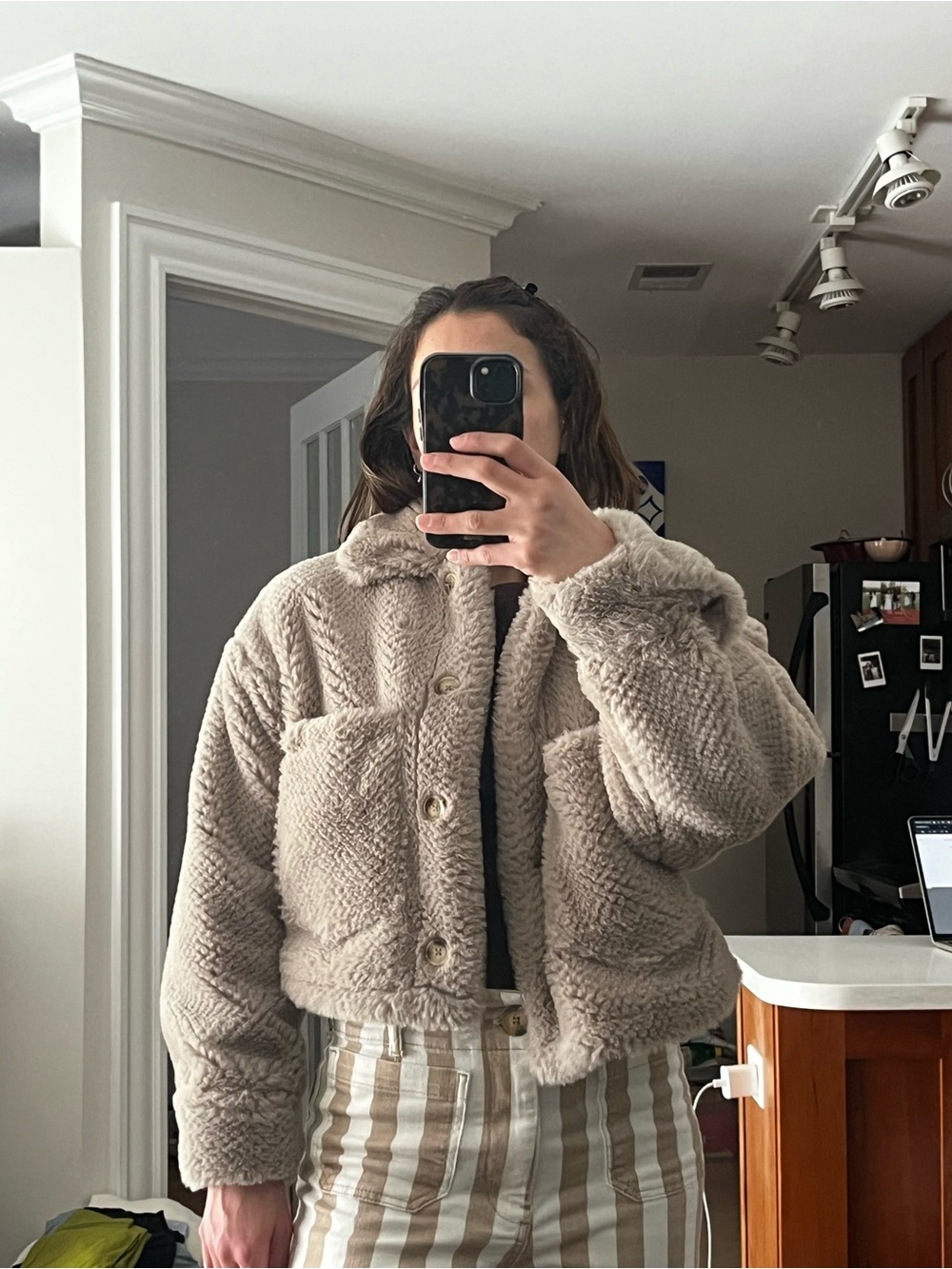 Blank NYC Taupe Faux Fur Cropped Jacket - Picture 3 of 3